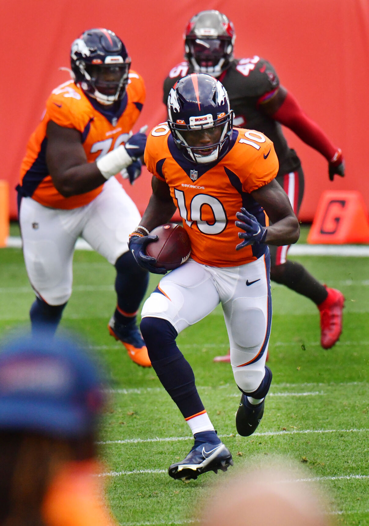 092820-s-broncos 07.JPG